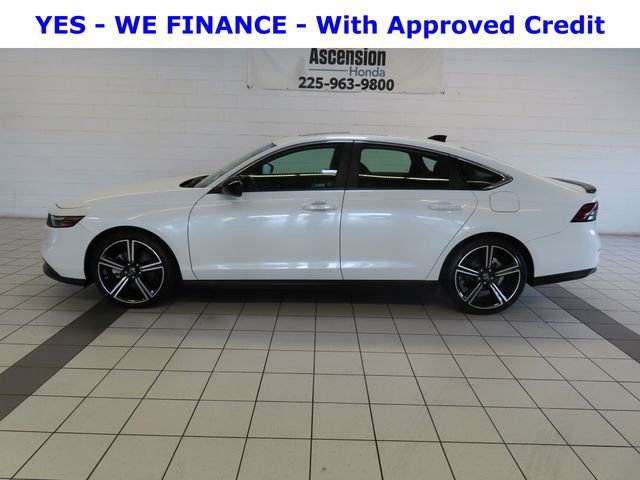 Used 2023 Honda Accord Sport image 3
