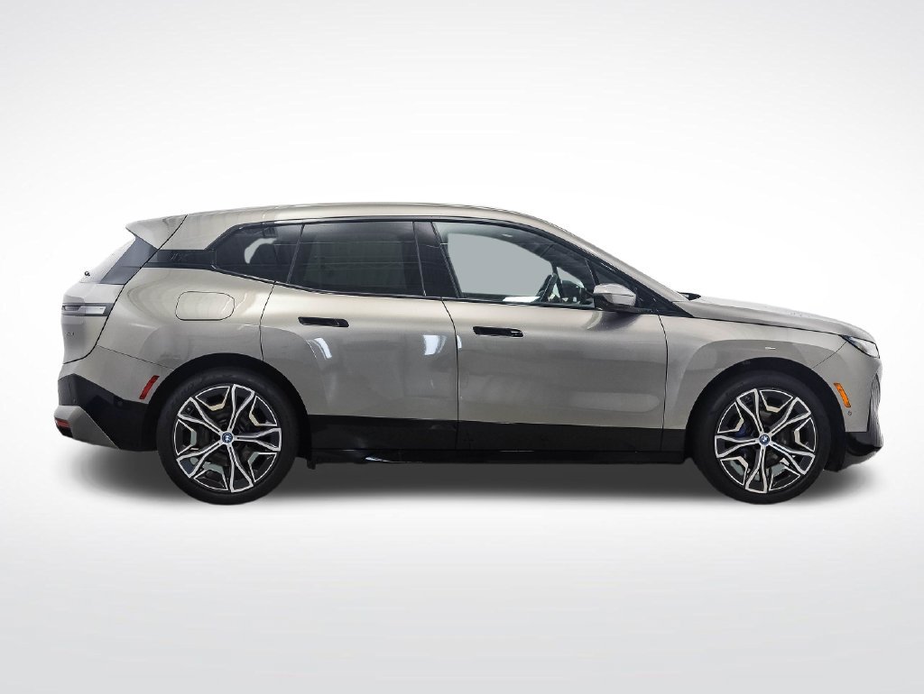 Certified 2024 BMW iX xDrive50 w/ Sport Package AWD/4WD image 6
