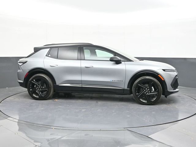 New 2026 Chevrolet Equinox EV RS image 17