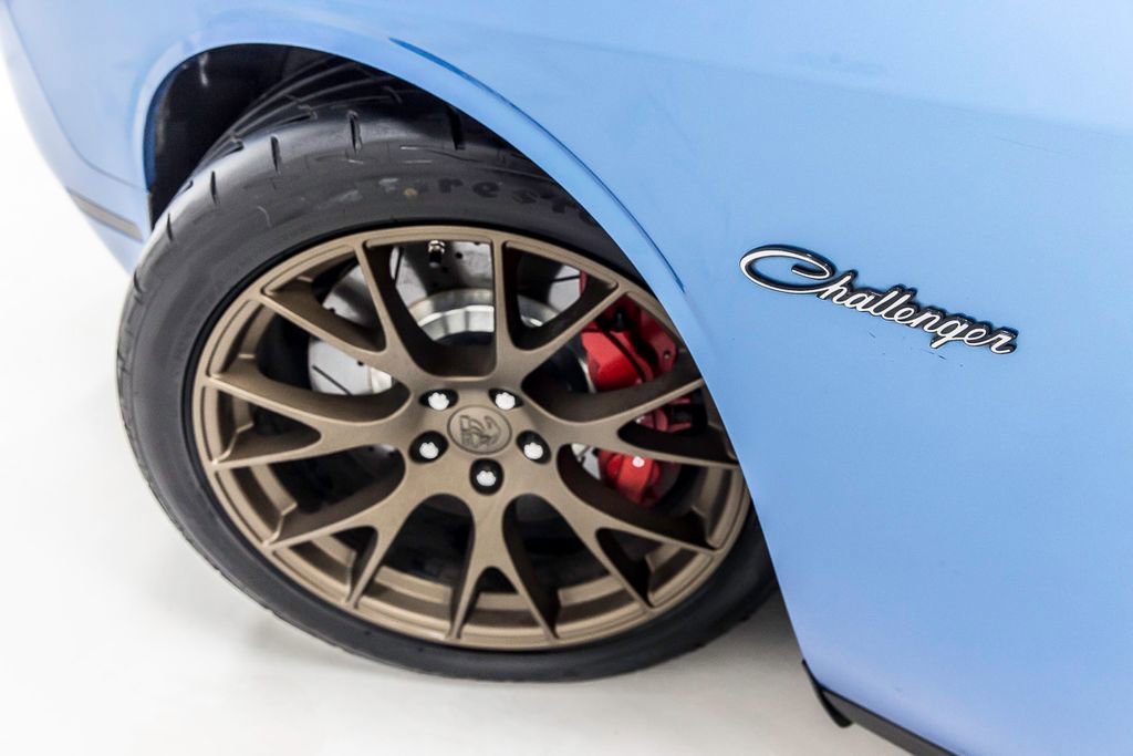 Used 2015 Dodge Challenger SRT w/ Technology Group image 11