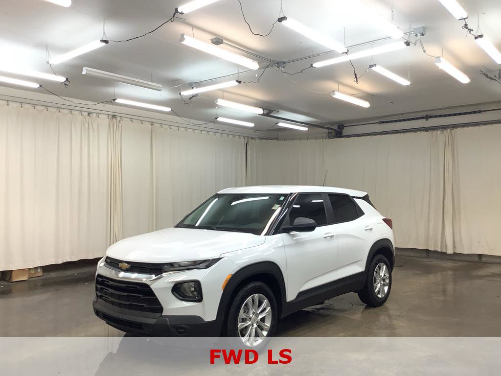 Used 2022 Chevrolet TrailBlazer LS FWD image 1