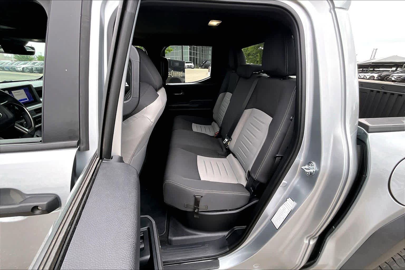 Used 2025 Toyota Tacoma TRD Off-Road AWD/4WD image 21