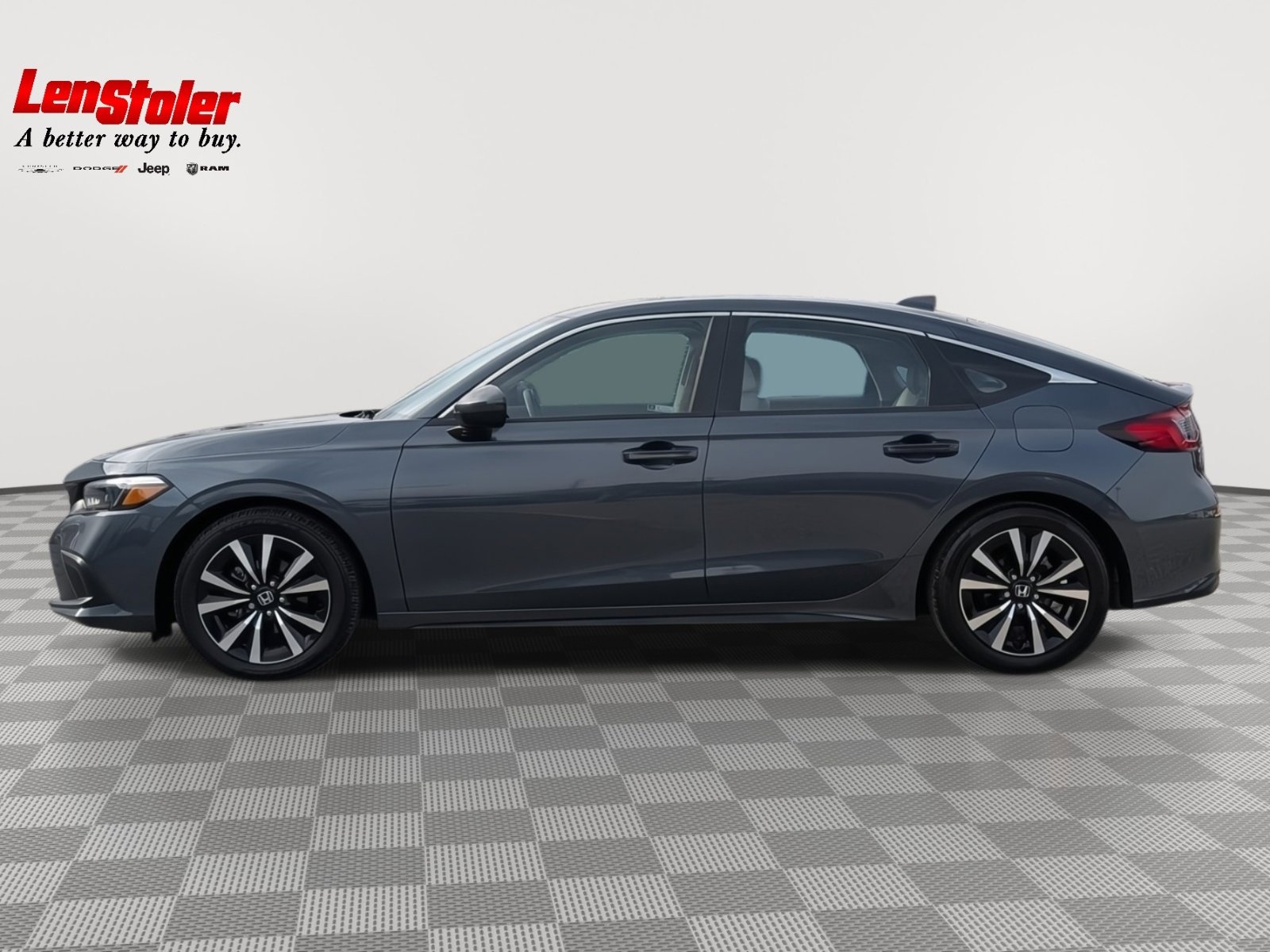 Used 2023 Honda Civic EX-L image 2