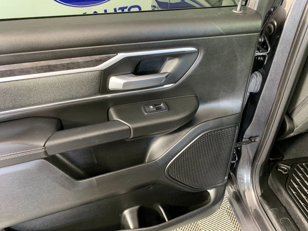 Used 2022 RAM 1500 Big Horn AWD/4WD image 32