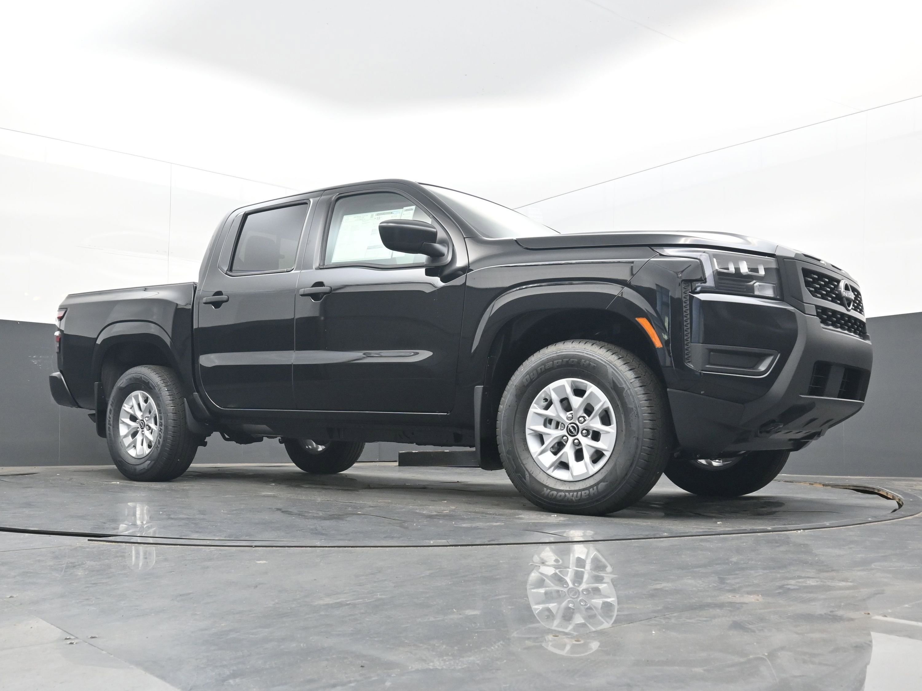 New 2026 Nissan Frontier S image 20