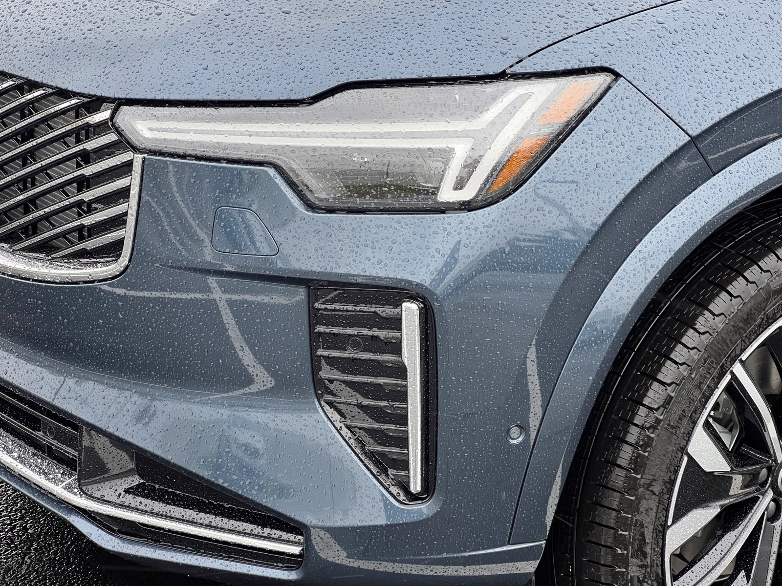 New 2027 Volvo XC90 B6 Ultra AWD/4WD image 11