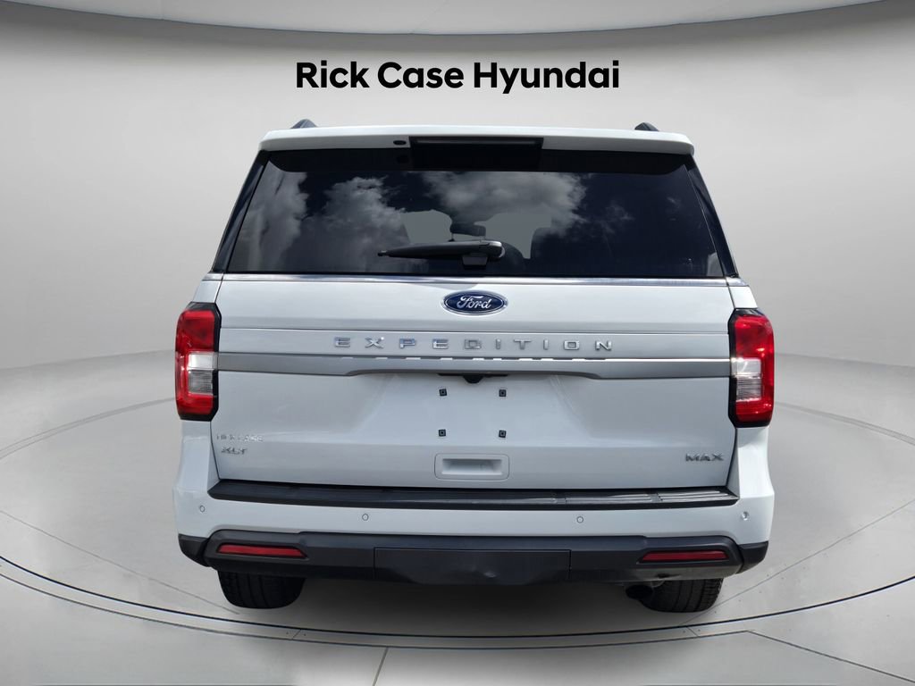 Used 2024 Ford Expedition Max XLT image 6