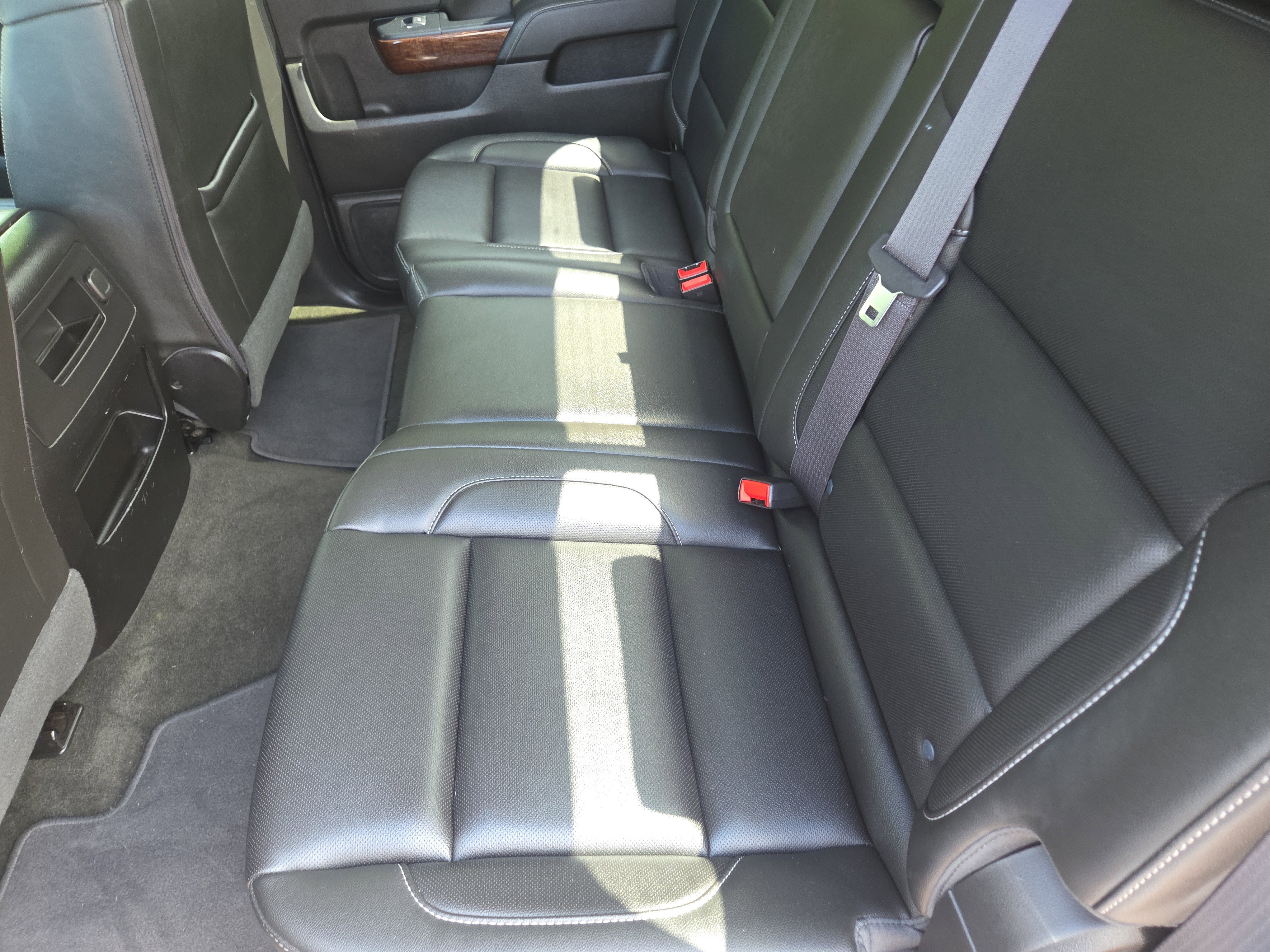 Used 2018 GMC Sierra 1500 SLT w/ SLT Premium Package AWD/4WD image 19