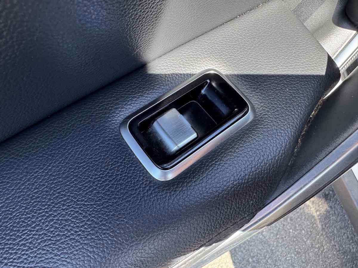 Used 2021 Jaguar F-PACE S AWD/4WD image 44