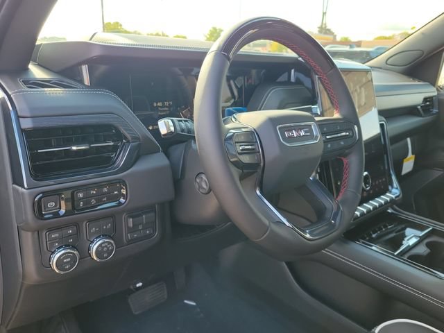 New 2026 GMC Yukon AT4 Ultimate AWD/4WD image 9