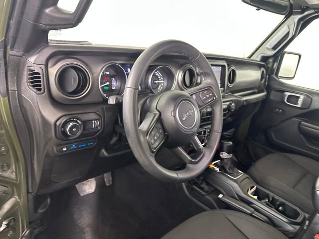 Used 2023 Jeep Wrangler Unlimited w/ Convenience Group image 13