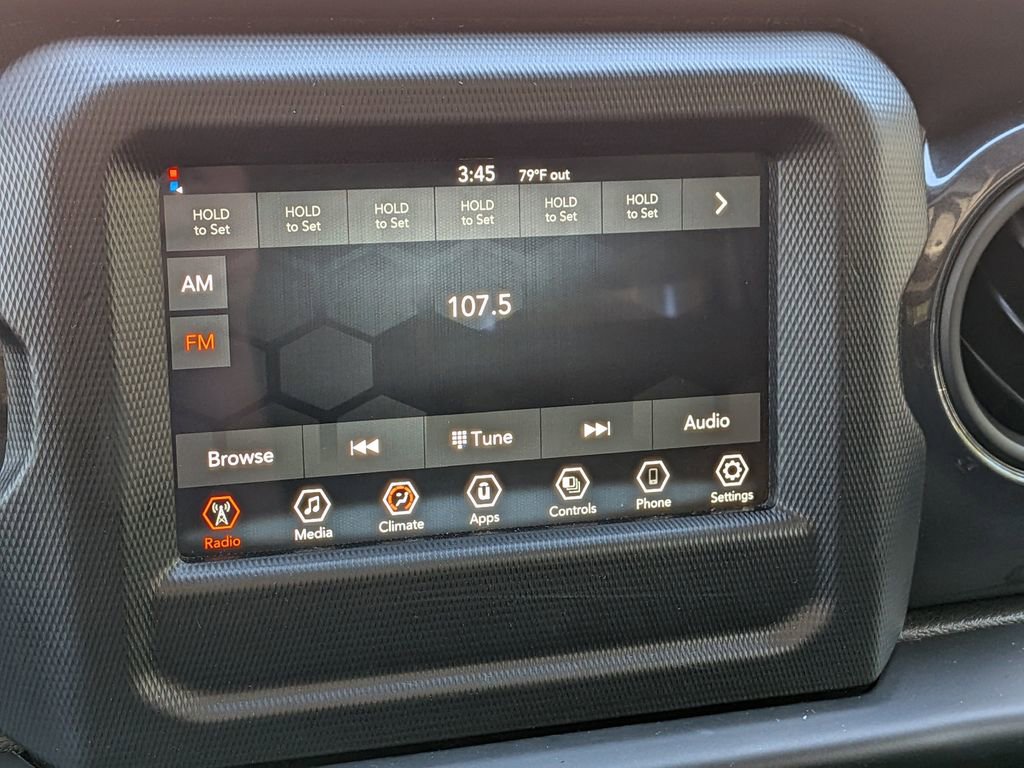 Used 2022 Jeep Wrangler Unlimited Sport AWD/4WD image 17