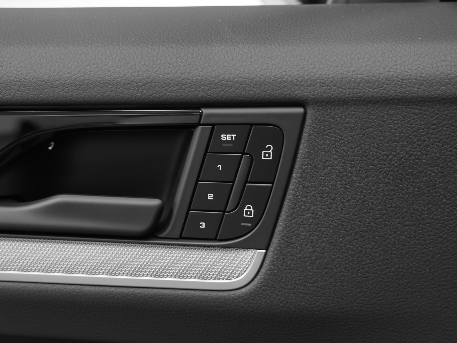 New 2026 Porsche Cayenne AWD/4WD image 29