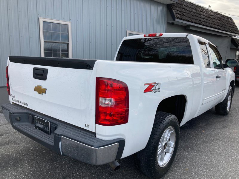 Used 2013 Chevrolet Silverado 1500 LT w/ All-Star Edition AWD/4WD image 4