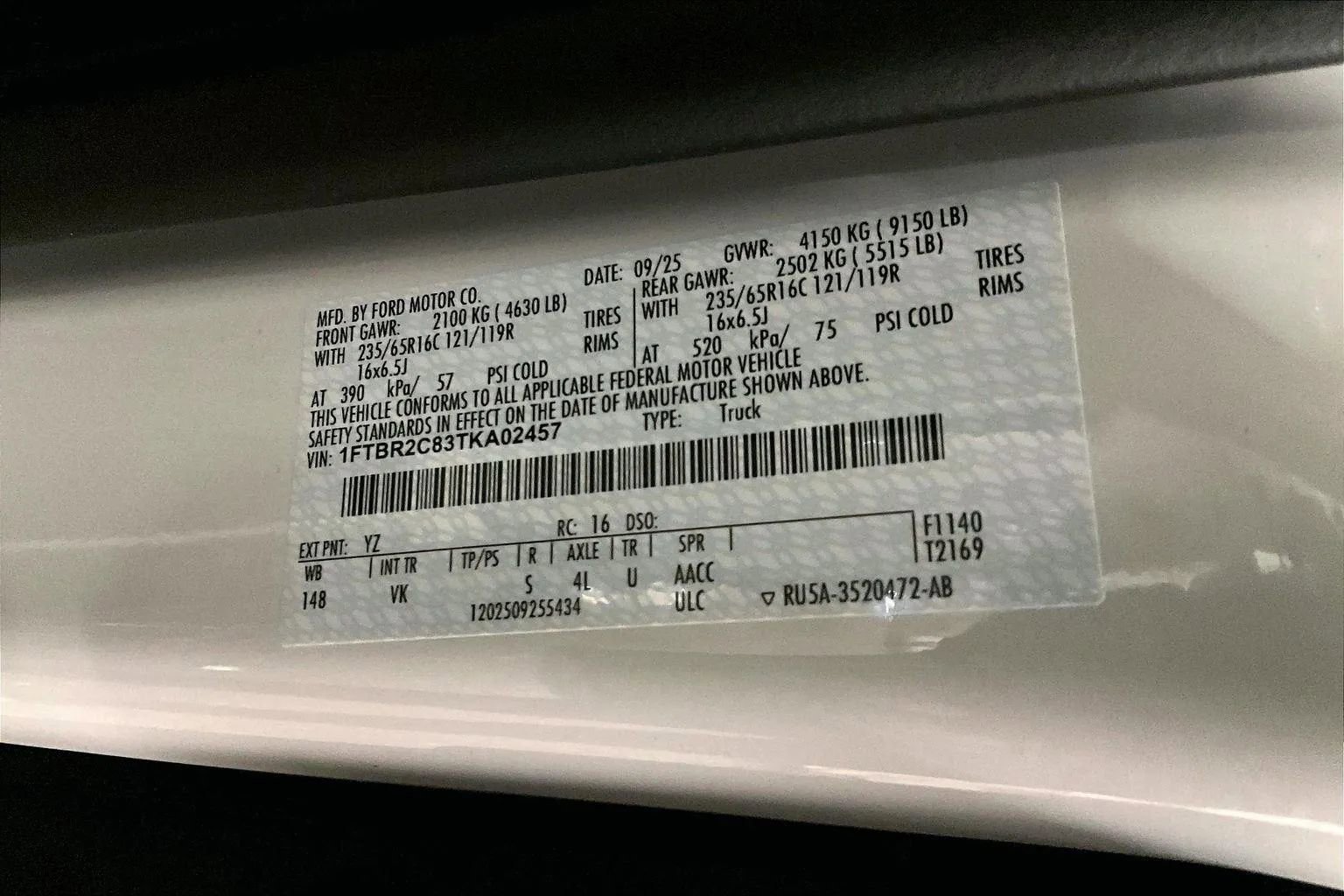 New 2026 Ford Transit 250 148 Medium Roof Extended AWD image 32