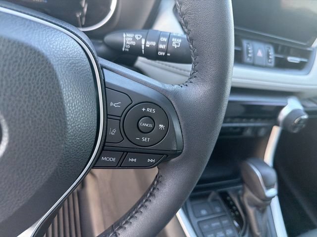 Certified 2023 Toyota RAV4 XLE Premium AWD/4WD image 18