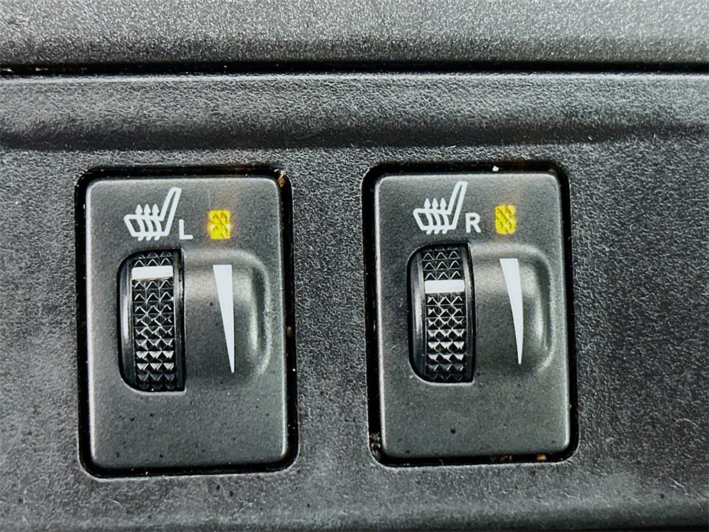 Used 2017 Toyota Camry XLE image 19