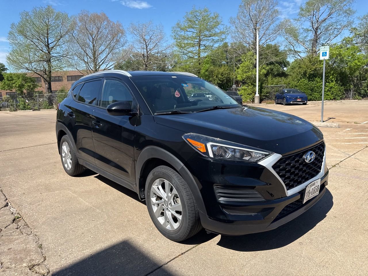 Used 2021 Hyundai Tucson Value w/ Cargo Package FWD image 2