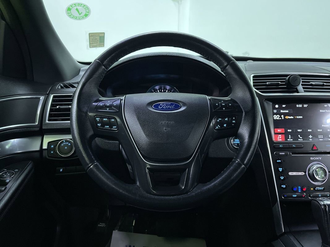 Used 2017 Ford Explorer Limited image 20