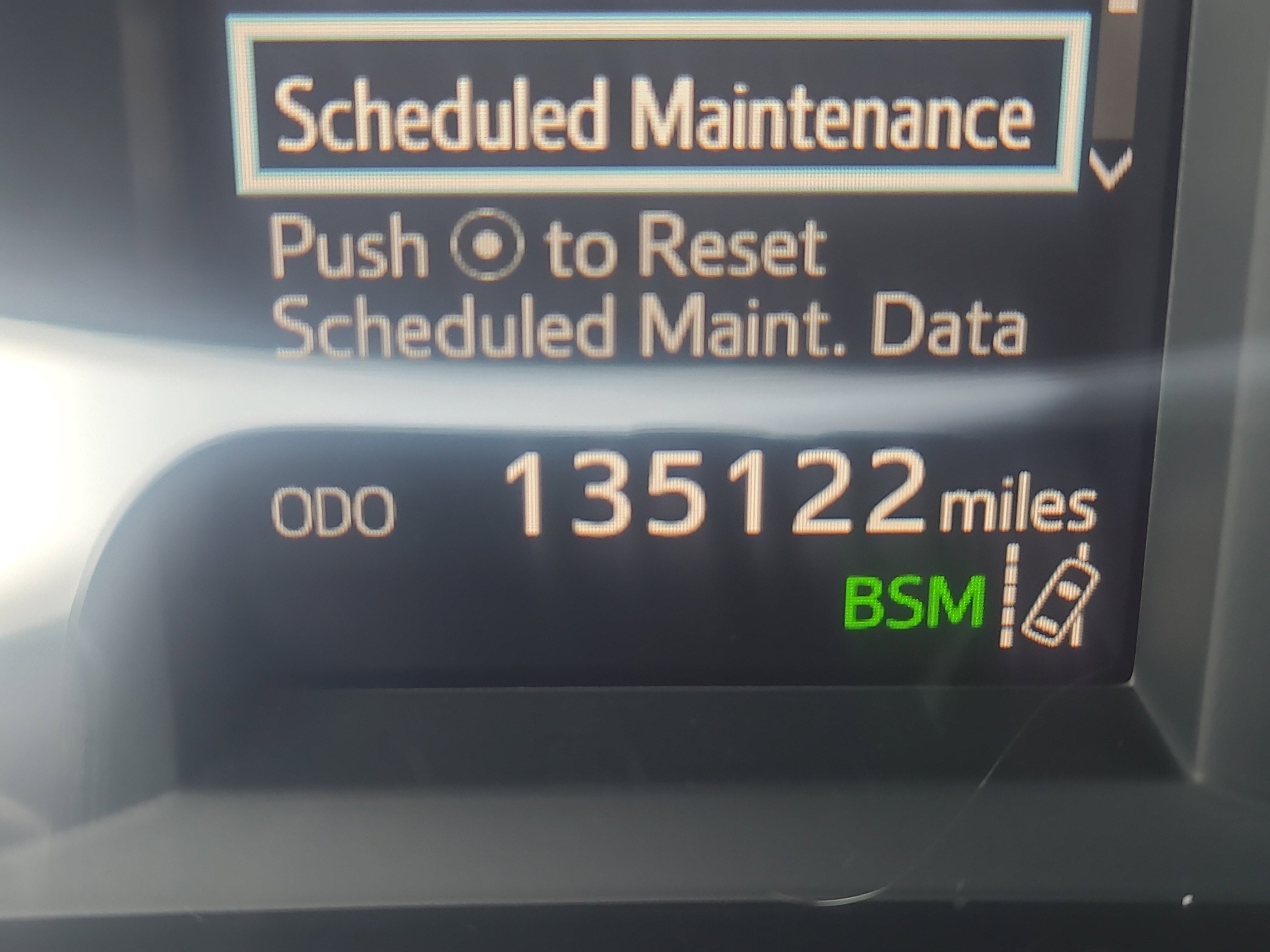Used 2019 Toyota Highlander XLE AWD/4WD image 25