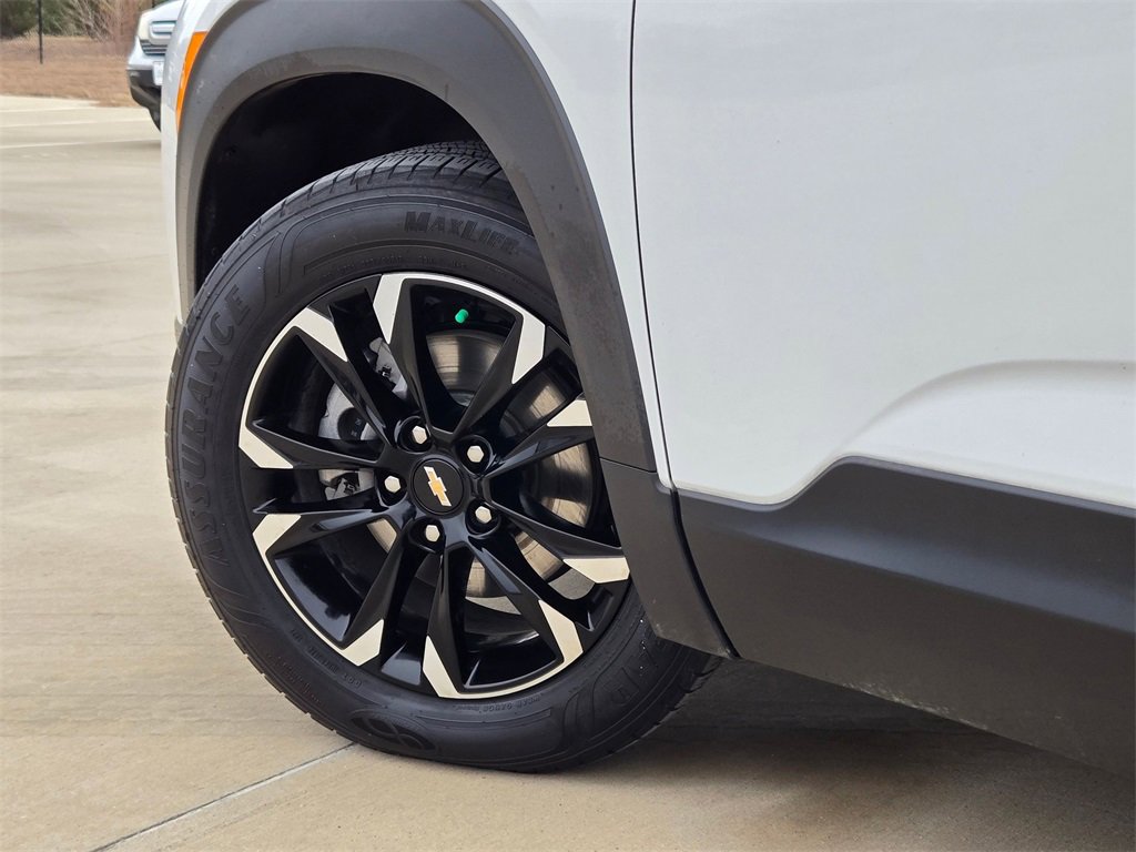 Used 2023 Chevrolet TrailBlazer LT image 29