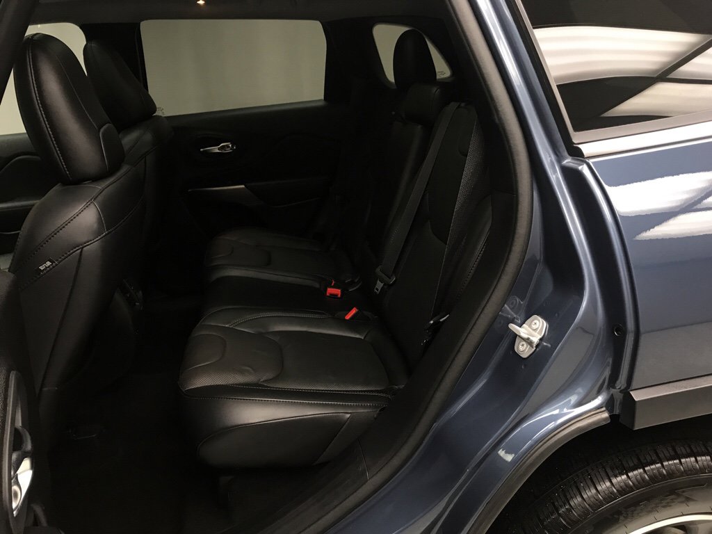 Used 2021 Jeep Cherokee Limited w/ Elite Package image 20