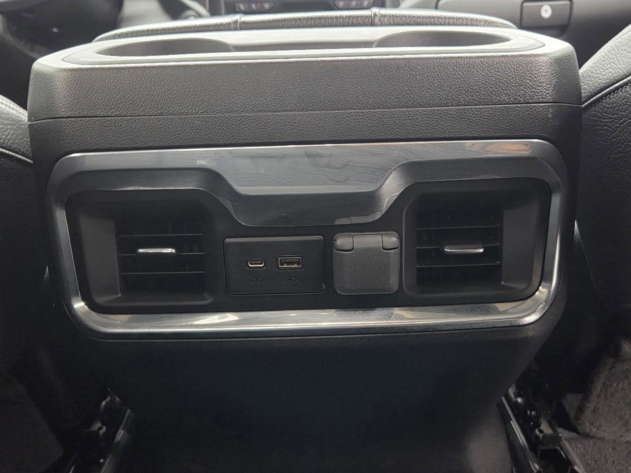 Used 2022 GMC Sierra 2500 Denali w/ Technology Package image 36