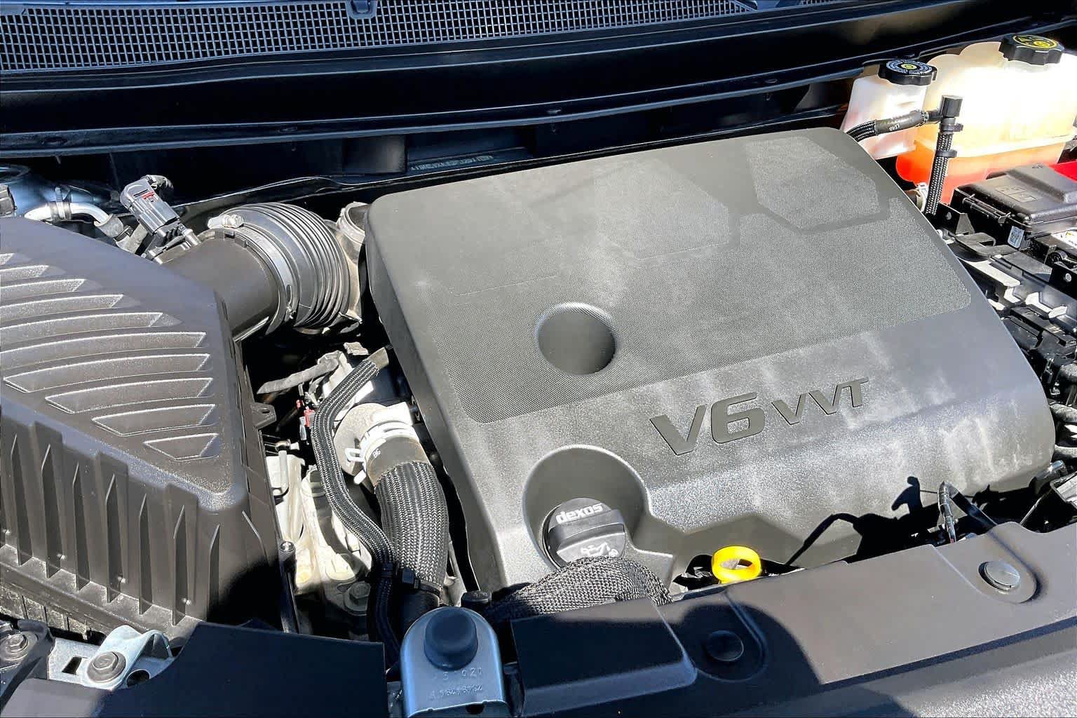 Used 2023 Chevrolet Traverse Premier AWD/4WD image 33