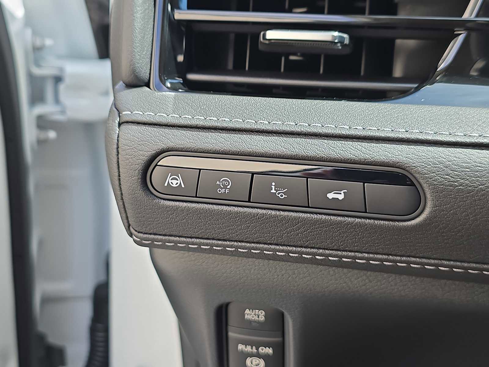 New 2026 INFINITI QX80 Luxe w/ Cargo Package image 24