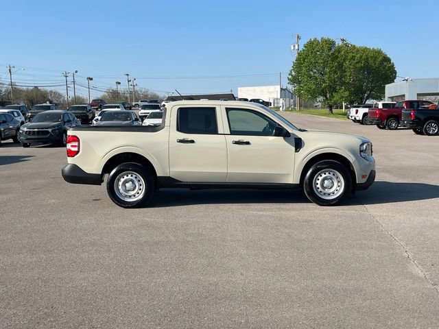 Used 2025 Ford Maverick XL w/ Equipment Group 102A image 3