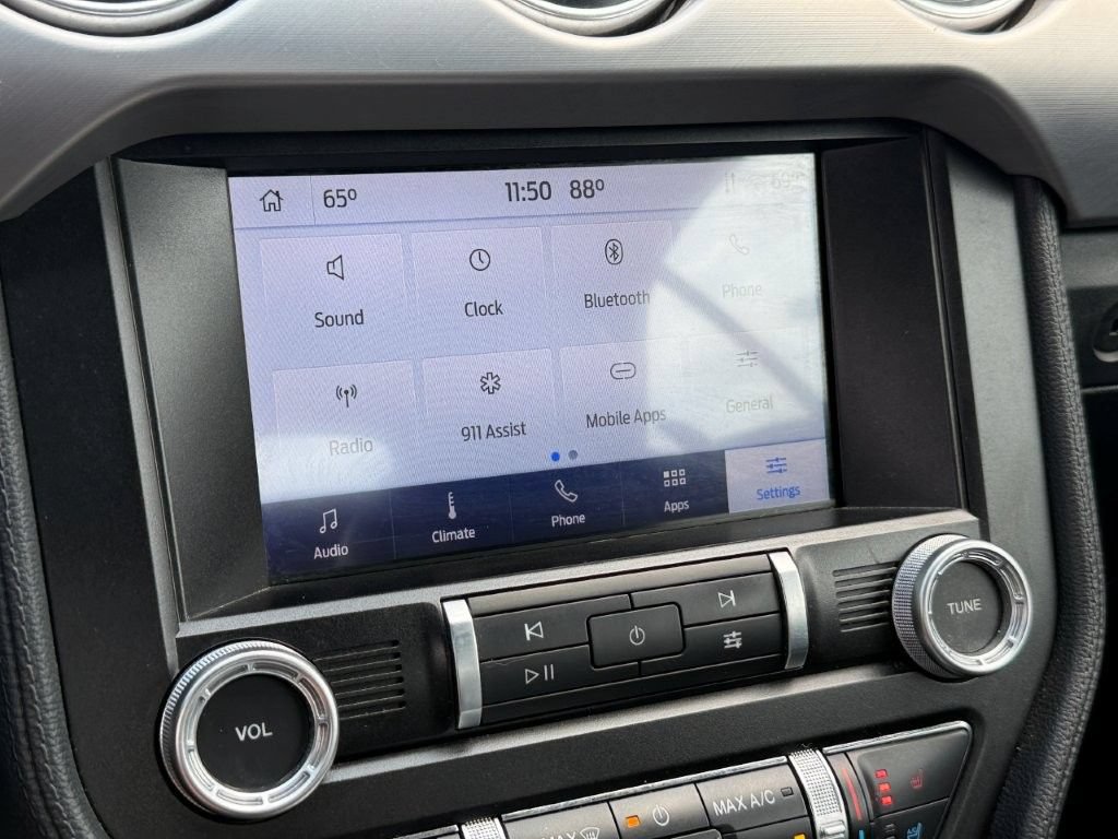 Used 2022 Ford Mustang Premium RWD image 27