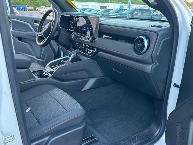 Used 2024 Chevrolet Colorado Z71 w/ Z71 Convenience Package 2 AWD/4WD image 15