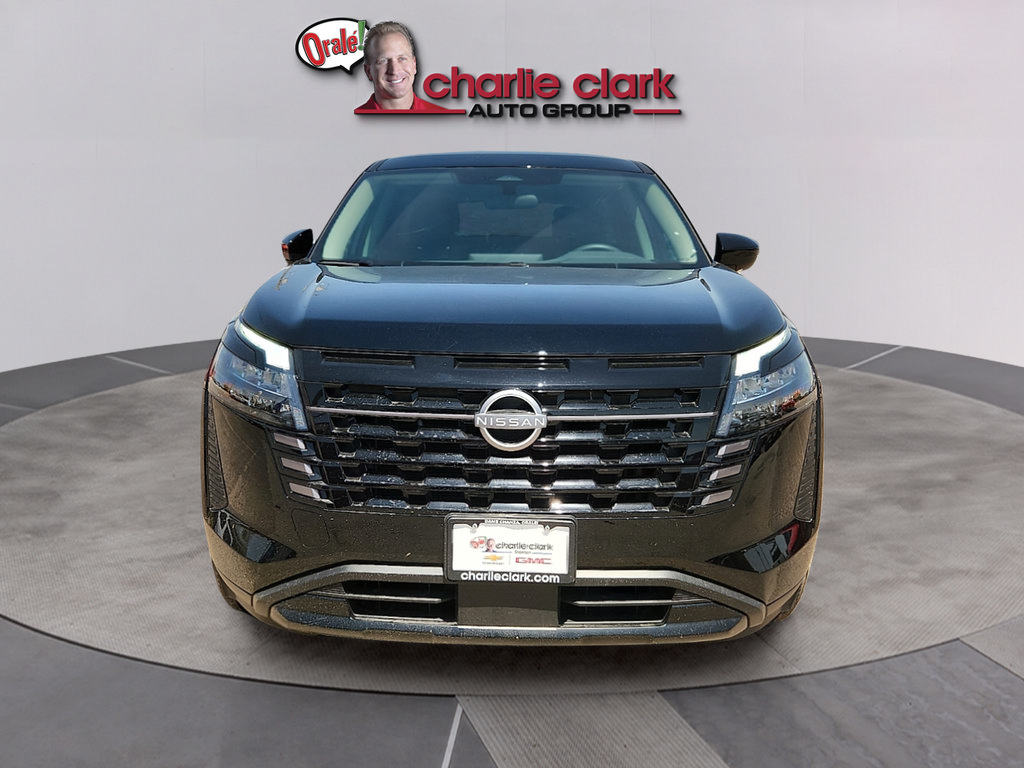 Used 2026 Nissan Pathfinder S FWD image 8