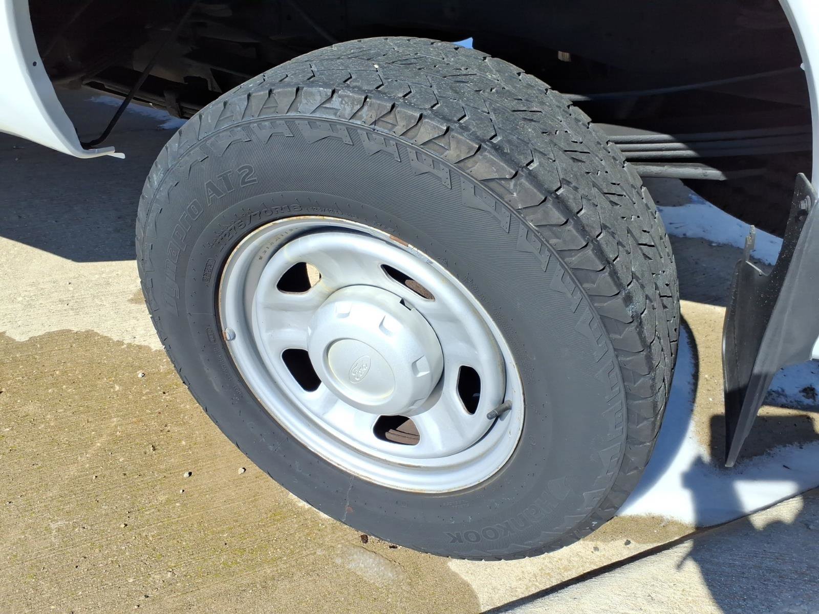 Used 2010 Ford F350 XL image 5