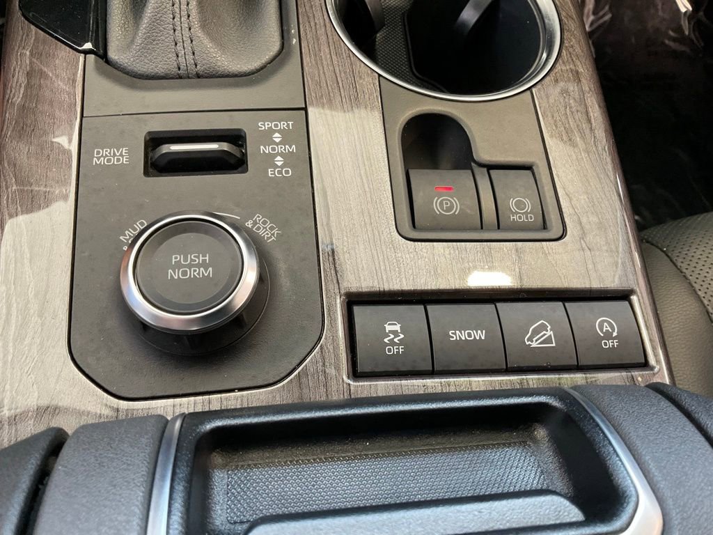 Used 2021 Toyota Highlander Platinum image 18