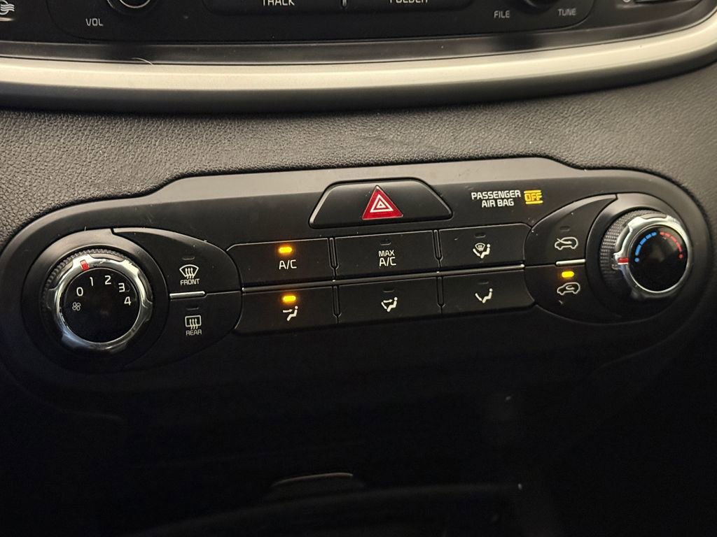 Used 2016 Kia Sorento LX FWD image 22