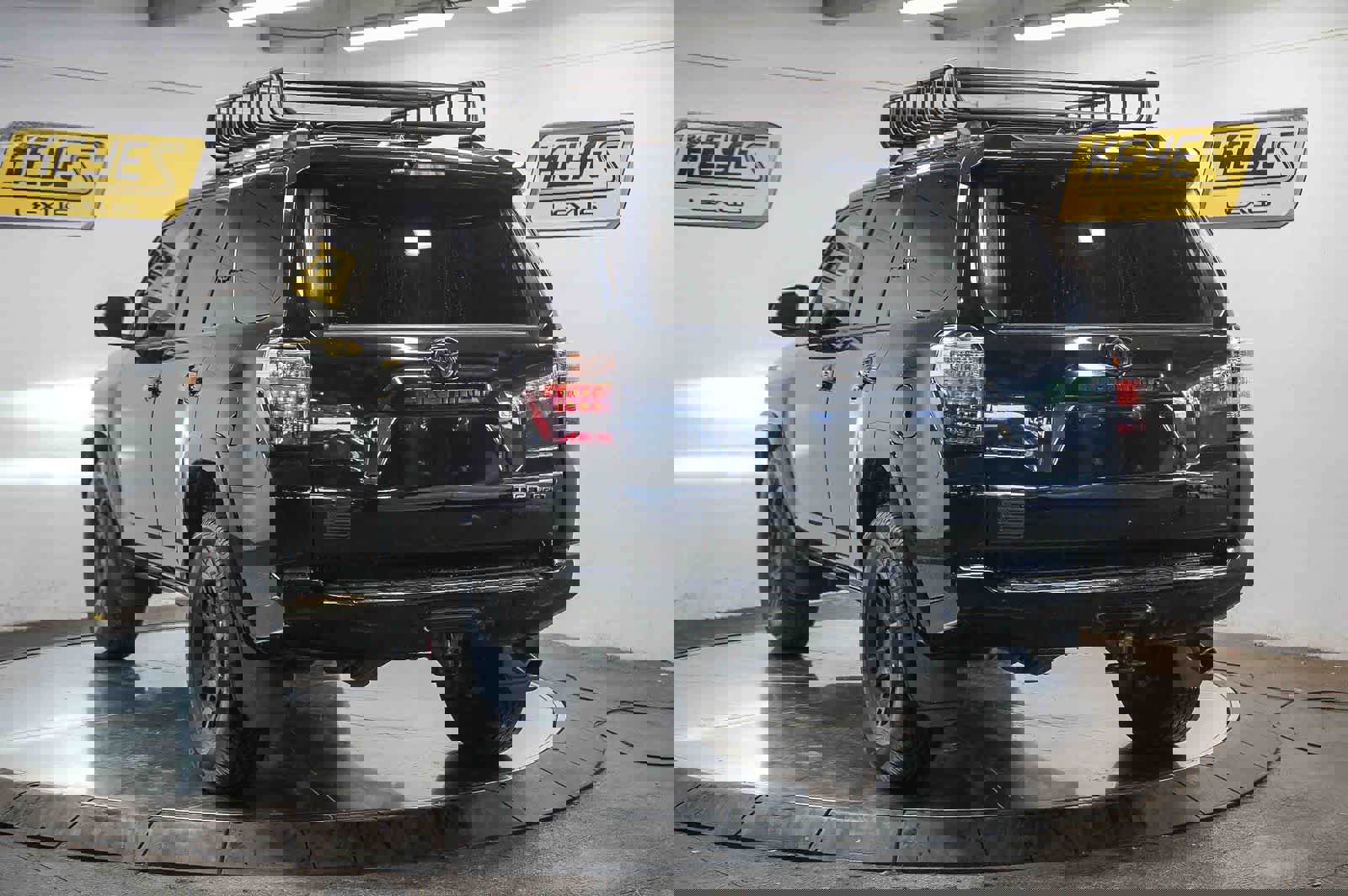 Used 2022 Toyota 4Runner SR5 Premium w/ Moonroof Package image 2