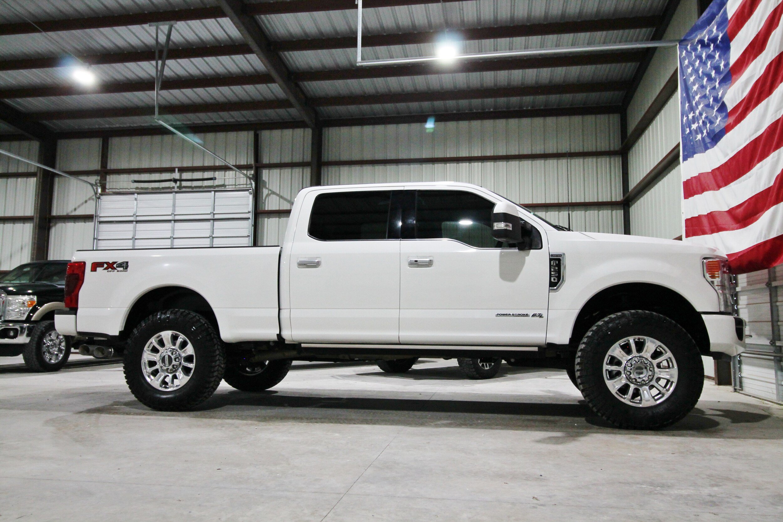 Used 2022 Ford F250 Limited AWD/4WD image 14