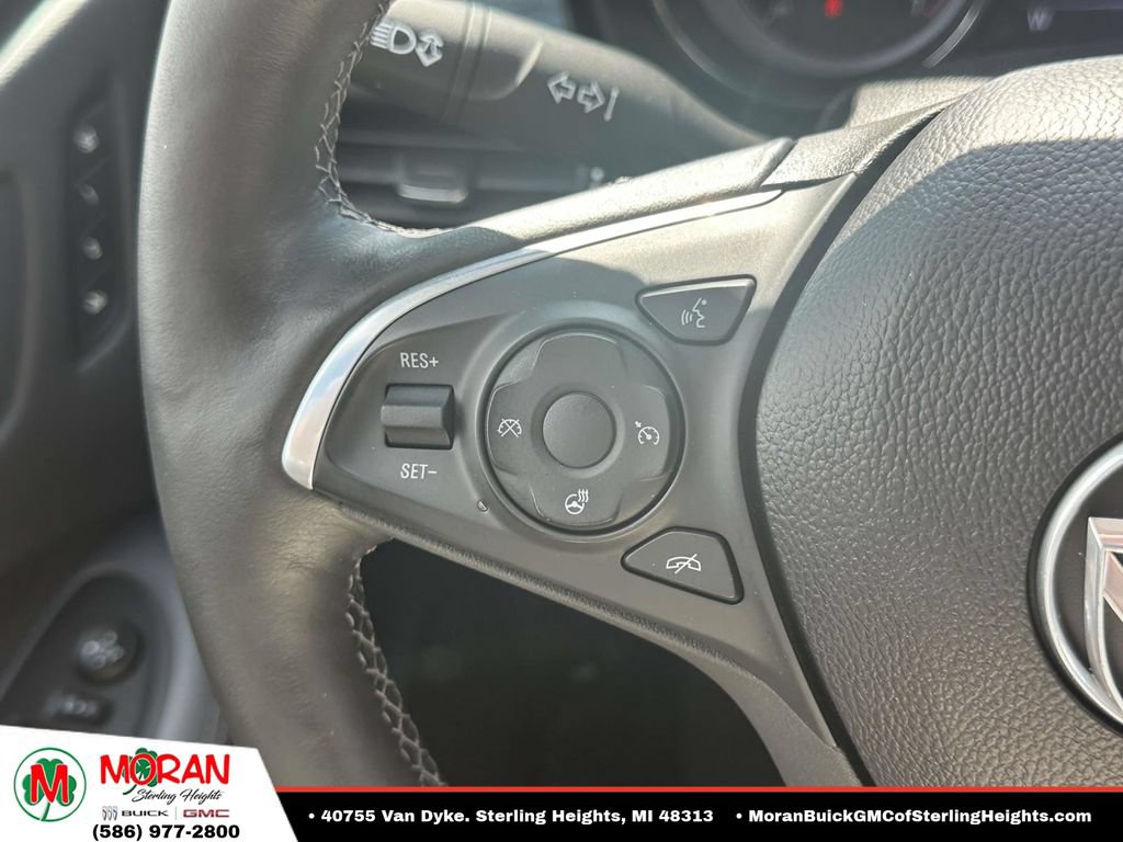 Certified 2019 Buick Envision Essence FWD image 22