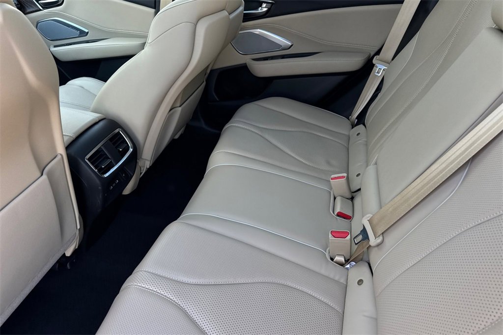 Certified 2023 Acura RDX AWD w/ Advance Package image 5