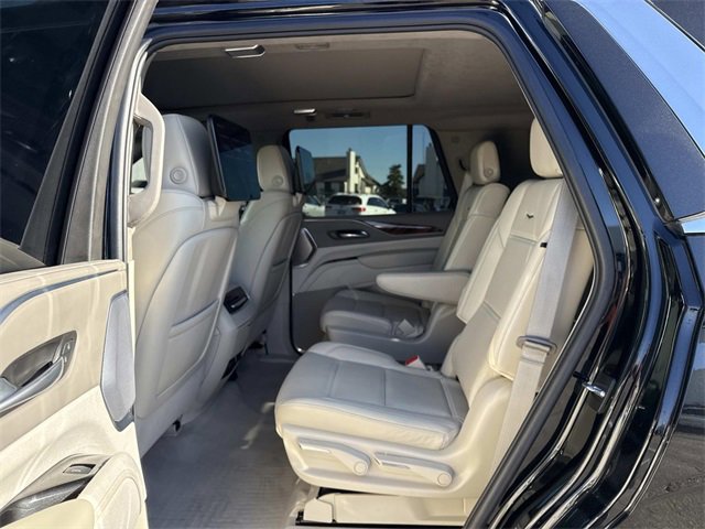 Certified 2024 Cadillac Escalade Premium Luxury Platinum w/ LPO, Floor Liner Package image 13