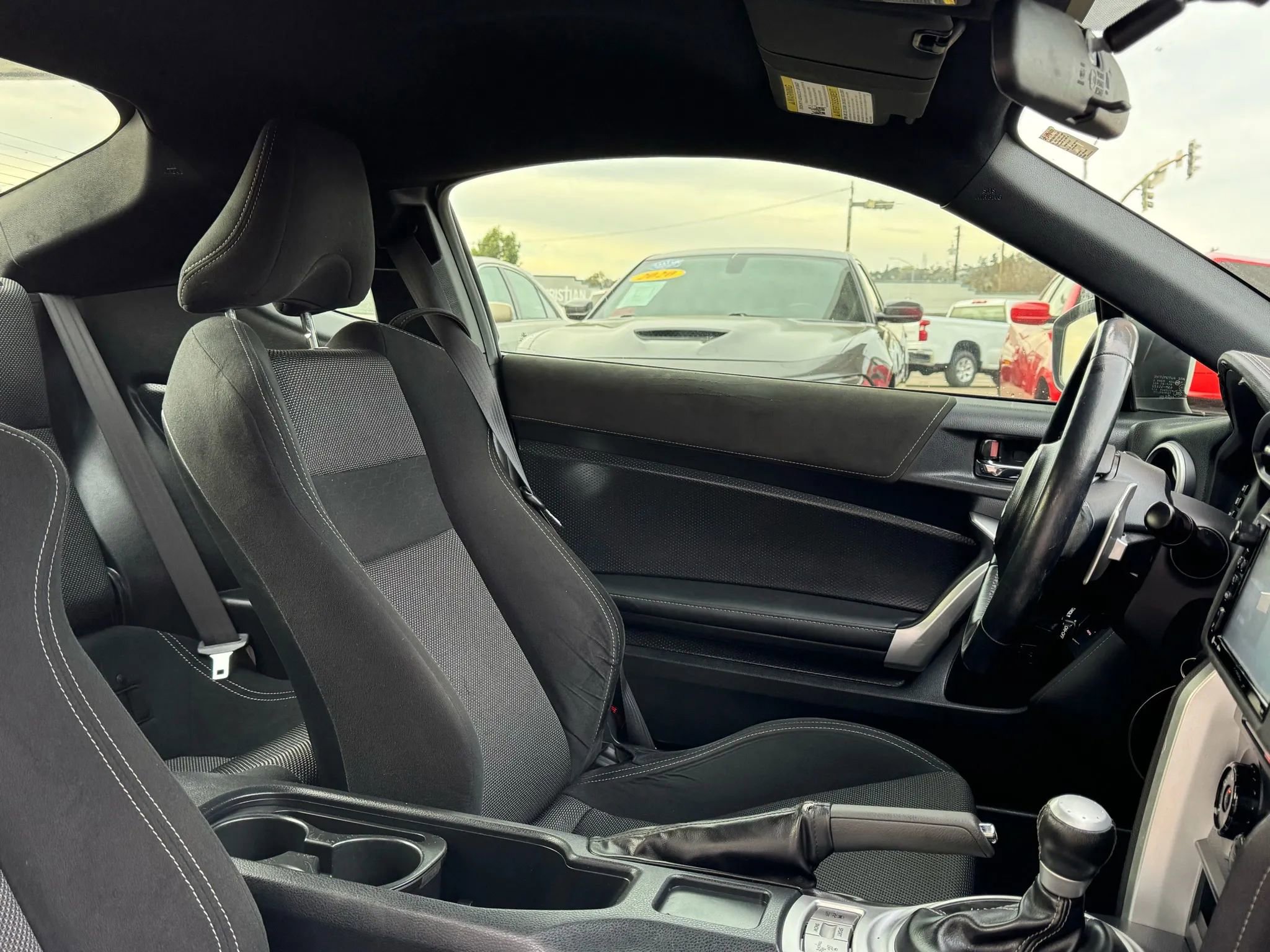 Used 2017 Toyota 86 image 22