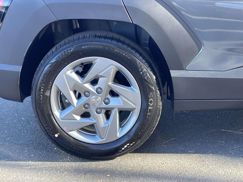 New 2026 Hyundai Kona SE image 6