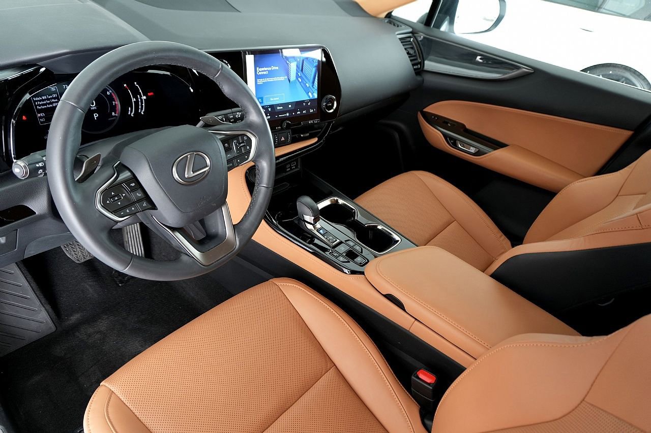 Used 2023 Lexus NX 350 AWD w/ Premium Package image 18
