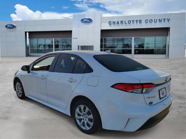 Used 2025 Toyota Corolla LE image 4