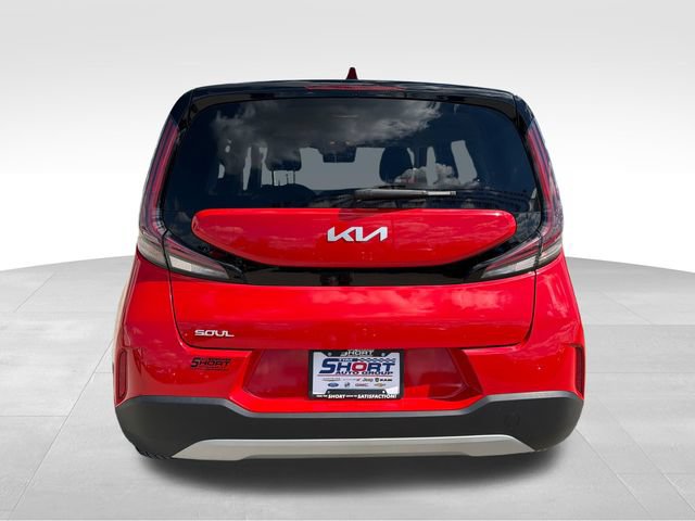 Used 2025 Kia Soul LX w/ LX Technology Package FWD image 6