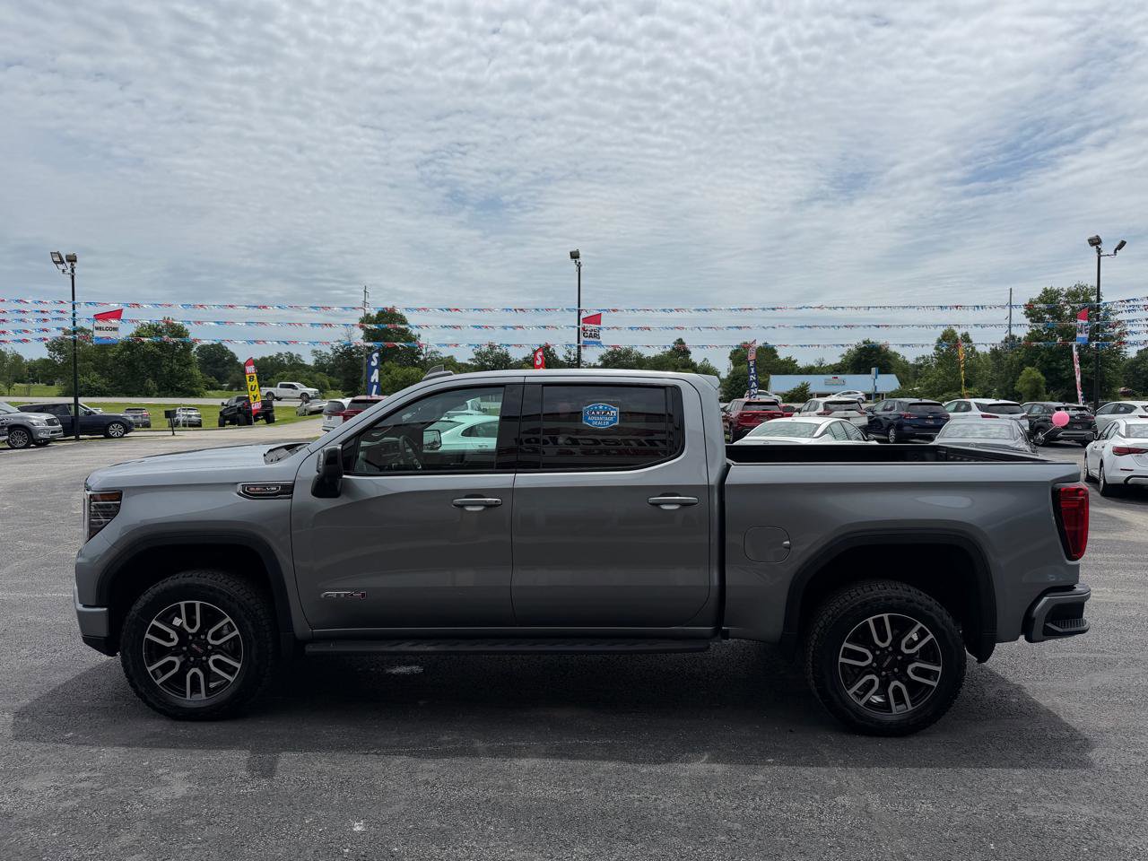 Used 2026 GMC Sierra 1500 AT4 w/ AT4 Premium Package AWD/4WD image 10