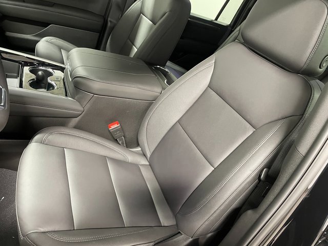 New 2026 Chevrolet Suburban Z71 w/ Comfort Package image 12