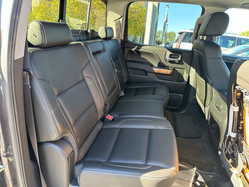Used 2015 Chevrolet Silverado 1500 LTZ AWD/4WD image 30