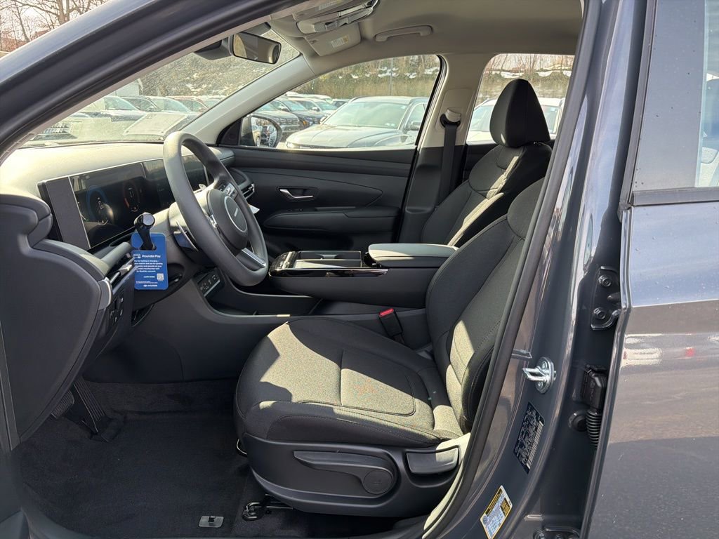 New 2026 Hyundai Tucson Blue SE image 14